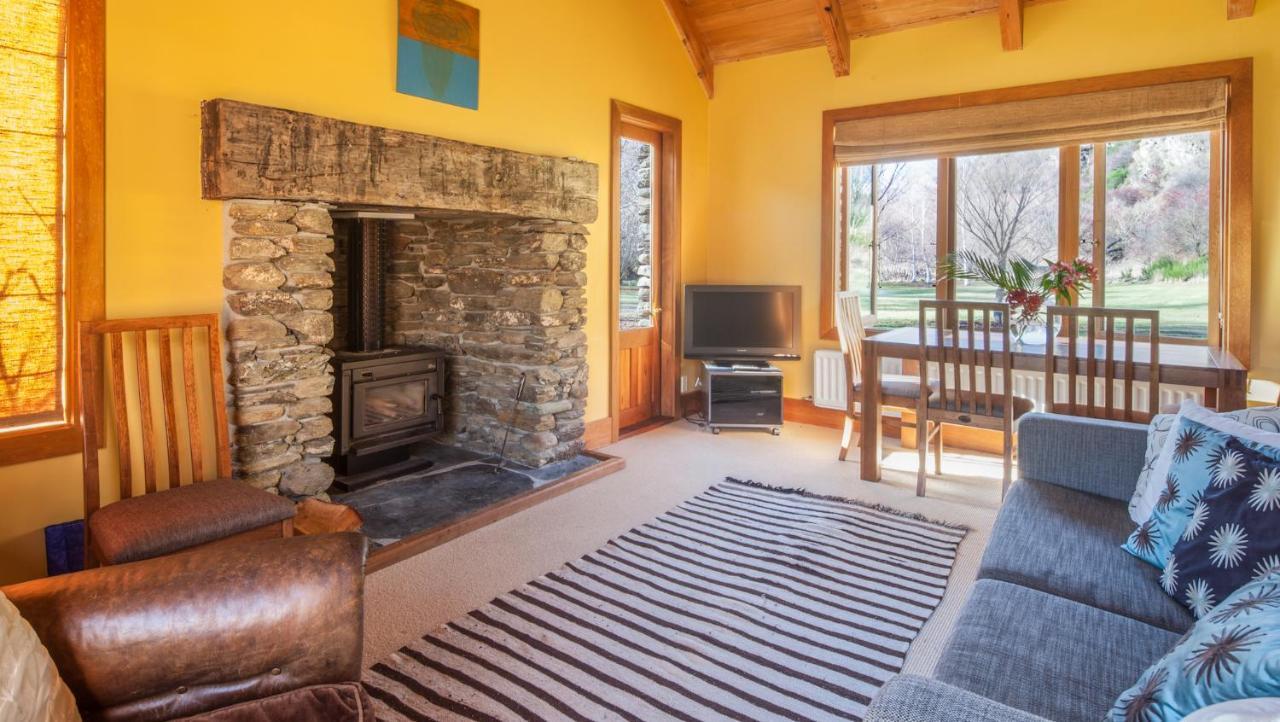 Wharenui Holiday Home By Majordomo Arrowtown Bilik gambar